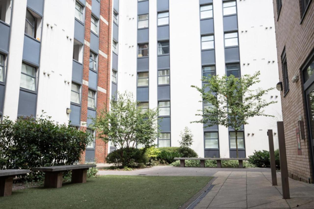 Private Bedrooms With Shared Kitchen And Studios At Iq Tufnell House In London Exterior foto